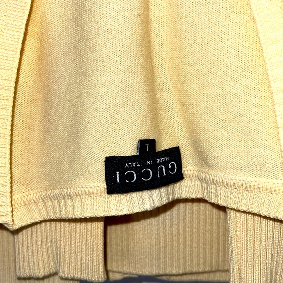 Gucci cashmere cardigan ! - Picture 5 of 9
